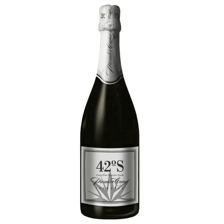 42 Degrees South Sparkling NV 750ml bottle