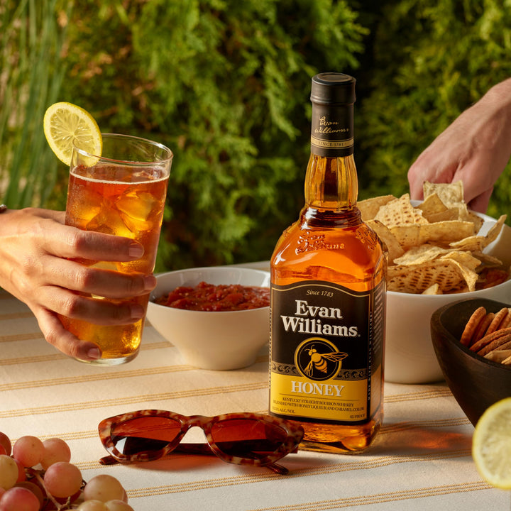 Evan Williams Honey Kentucky Straight Bourbon Whiskey 750ml